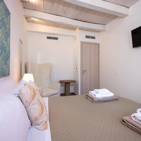 Casa Dione - Chania Old Town Feriehus